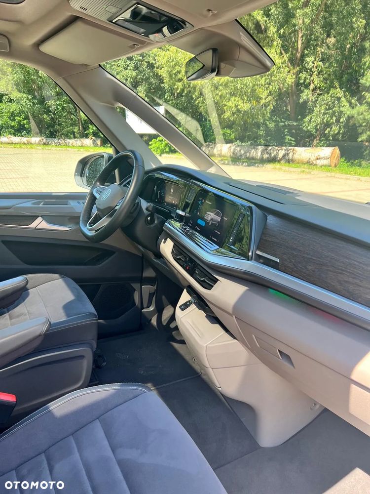 Volkswagen Multivan - 20