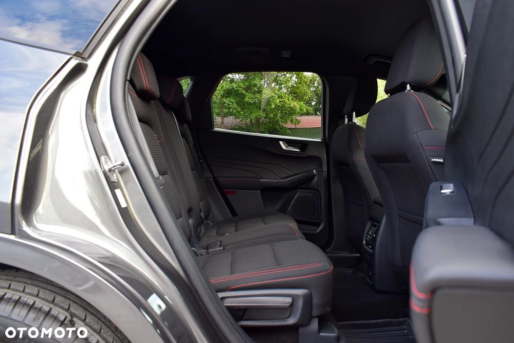 Ford Kuga 1.5 EcoBoost FWD ST-Line - 7