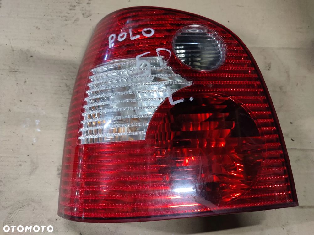 VW Polo IV 9N 5D lampa lewa tył tylna - 1