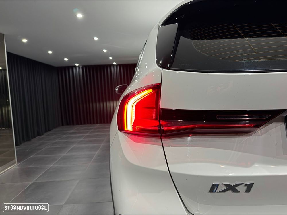 BMW iX1 eDrive20 xLine - 43