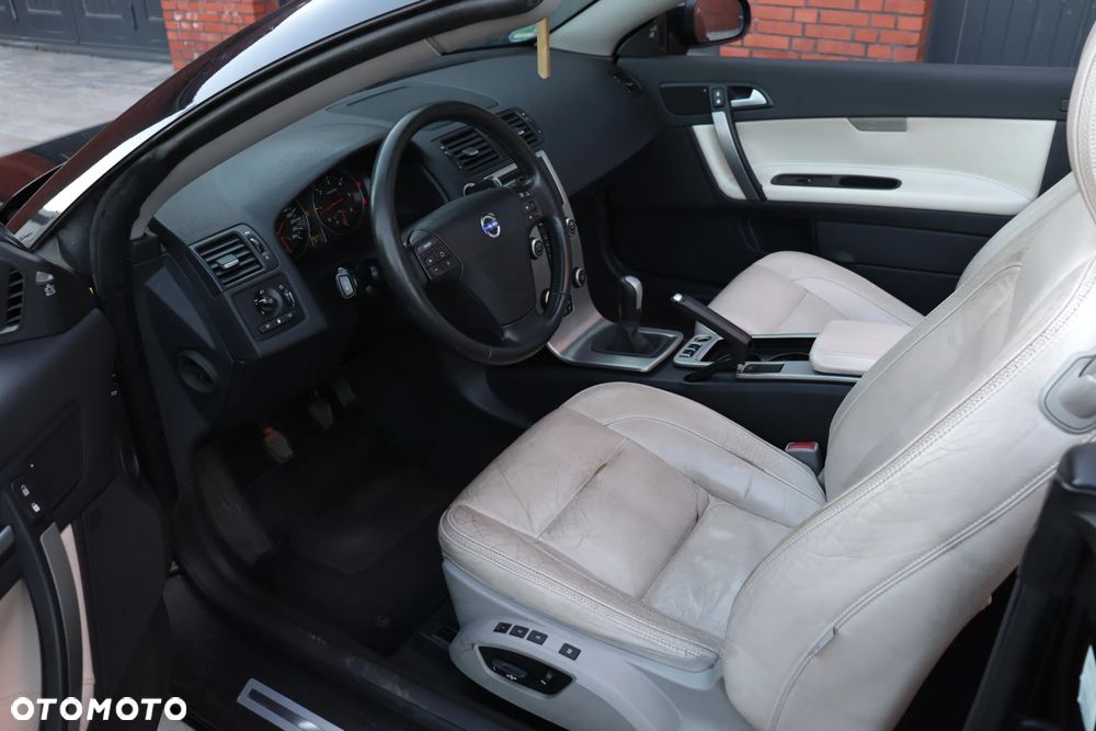 Volvo C70 2.4D5 Summum - 20