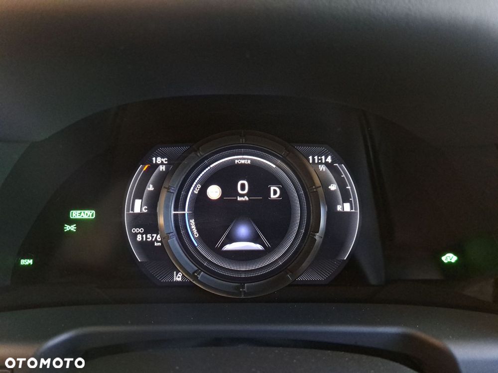 Lexus ES 300h F Sport Edition - 32