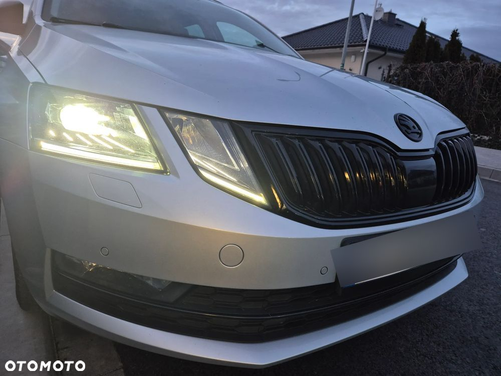 Skoda Octavia 2.0 TDI Style DSG - 10