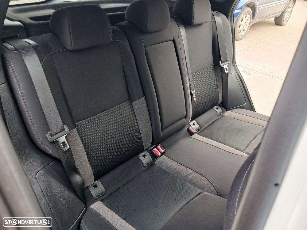 Nissan Qashqai 1.5 dCi N-Connecta - 13