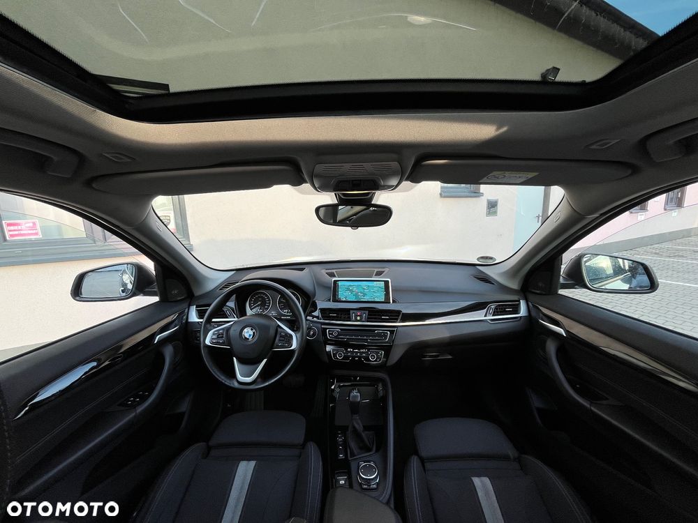 BMW X1 xDrive25d Sport Line - 10
