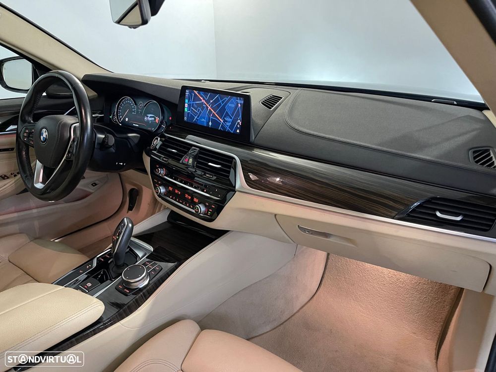 BMW 520 d Line Luxury Auto - 4