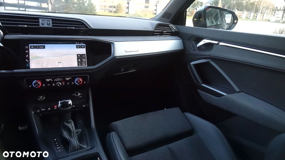 Audi Q3 Sportback - 33