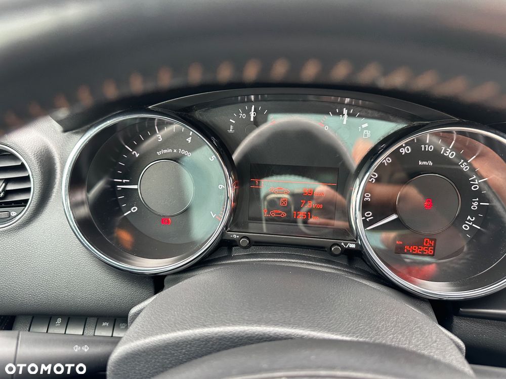 Peugeot 3008 PureTech 130 Stop & Start GPF Allure Pack - 28