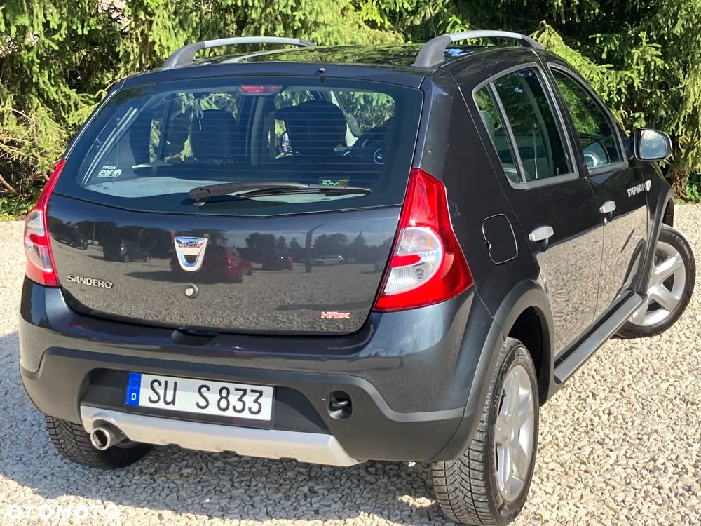 Dacia Sandero Stepway 1.6 - 11