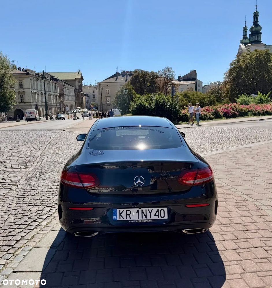 Mercedes-Benz Klasa C 180 9G-TRONIC AMG Line - 7