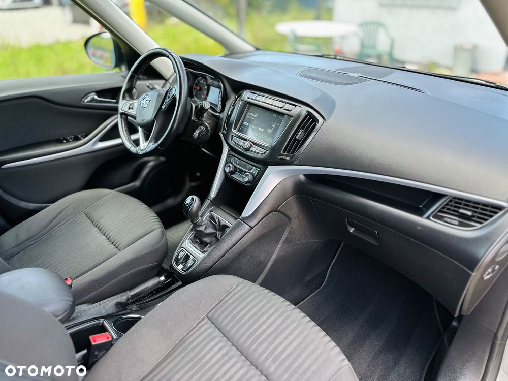 Opel Zafira 1.4 Turbo Innovation - 17