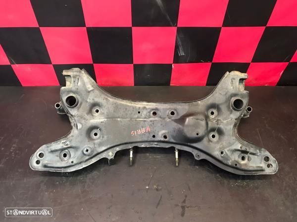 Charriot Dianteiro Toyota Yaris (_P1_) - 1