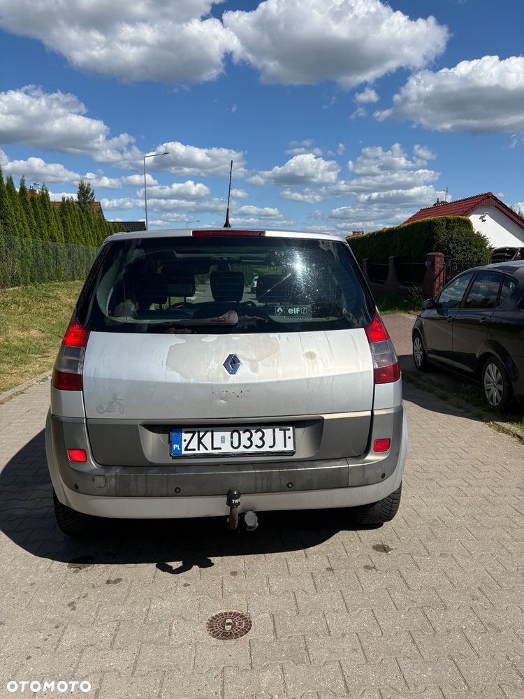 Renault Scenic 1.9 dCi Avantage - 8