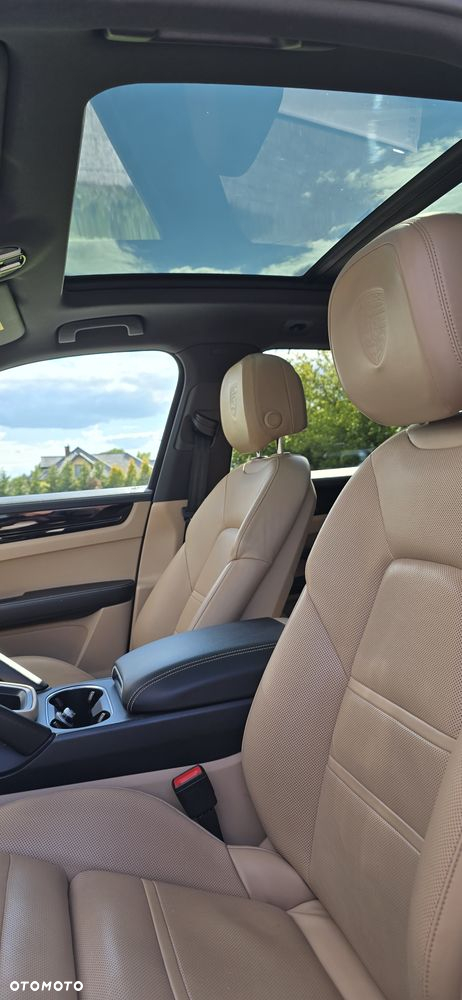 Porsche Cayenne Standard - 11