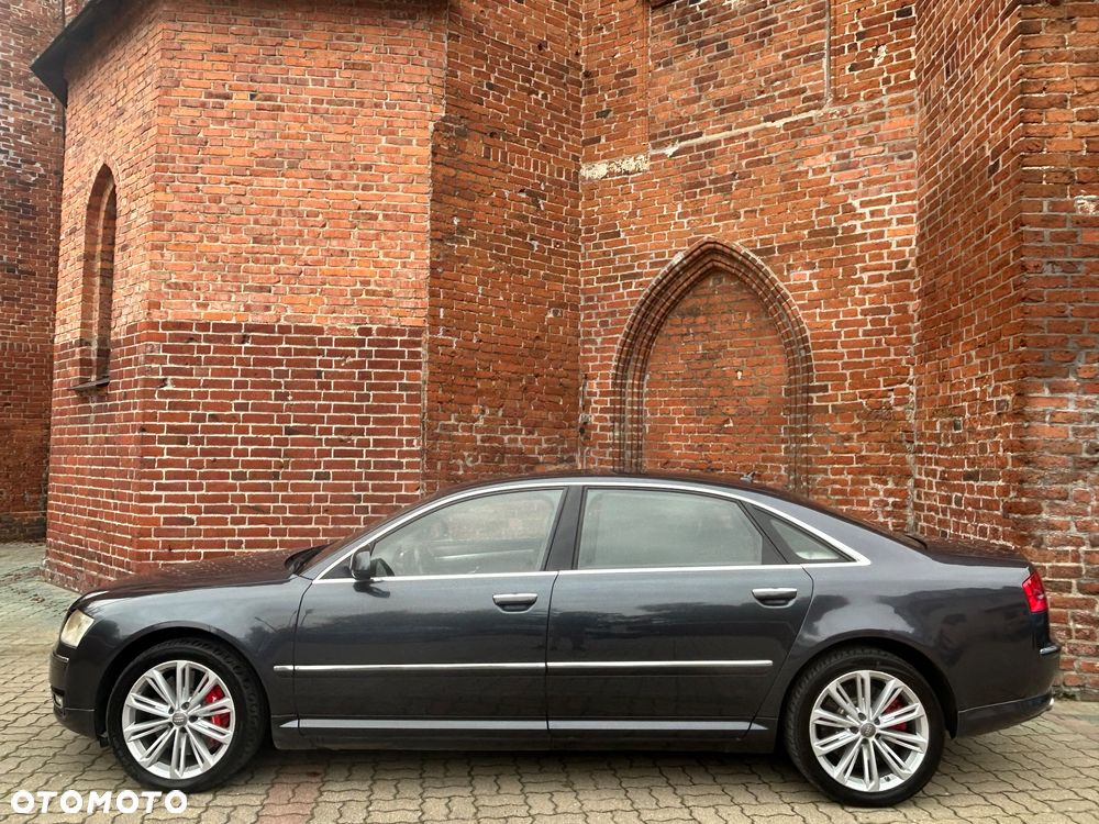 Audi A8 - 3