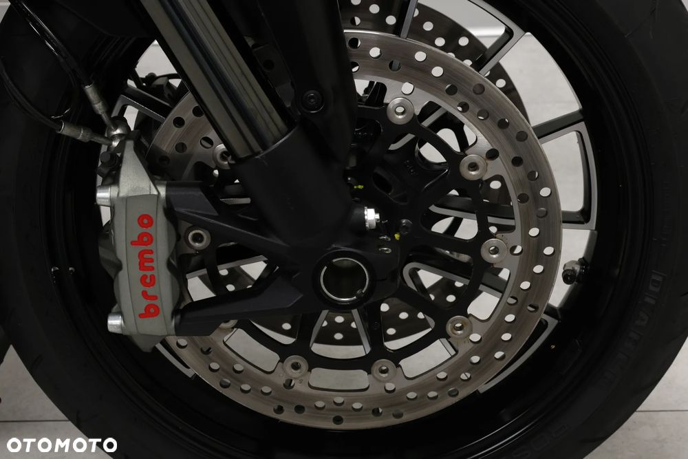 Ducati Diavel - 26