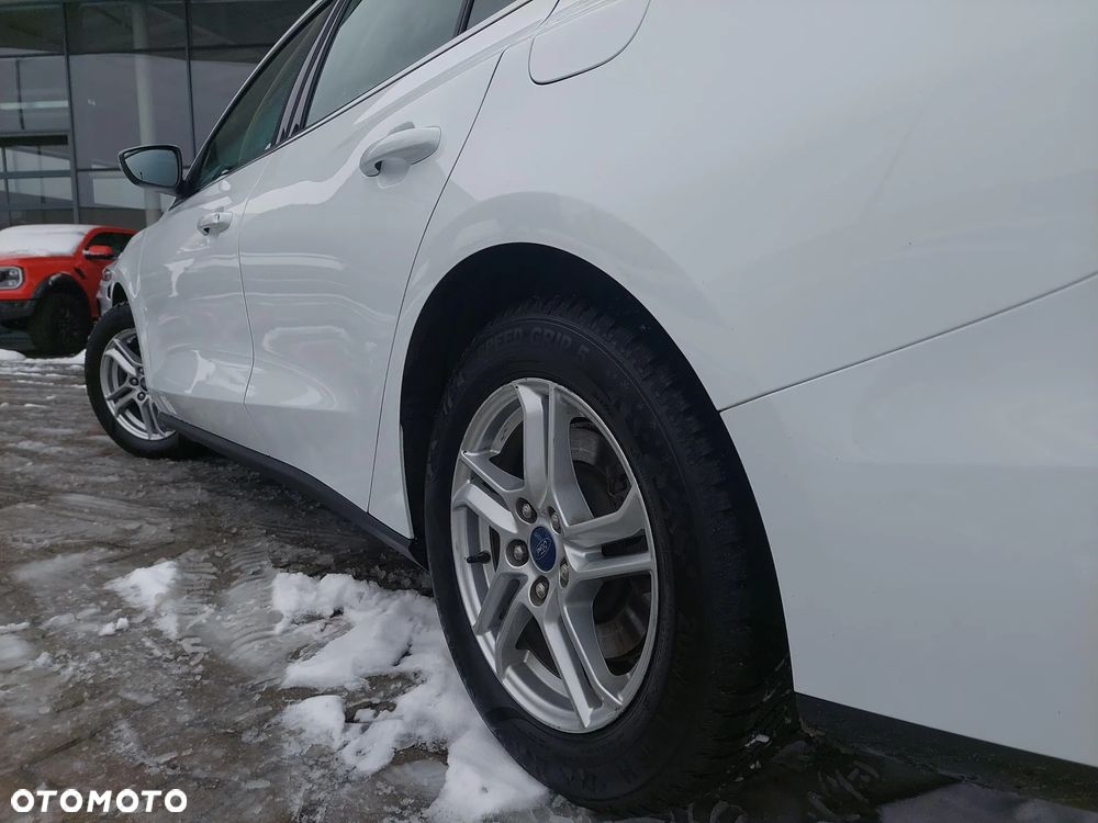 Ford Focus 1.5 EcoBlue Connected - 14