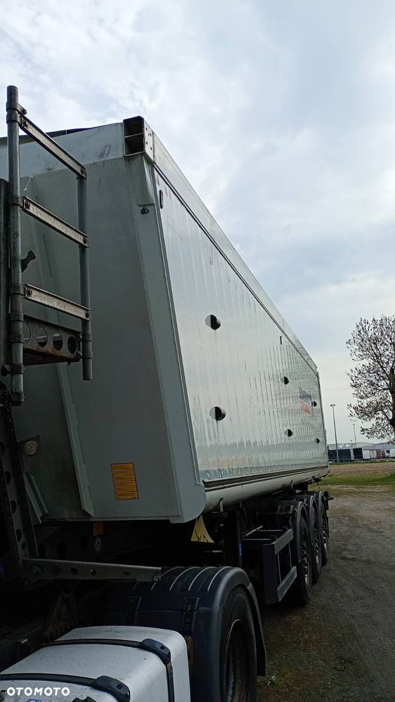 Schmitz Cargobull Schmitz 39 m3 - 4