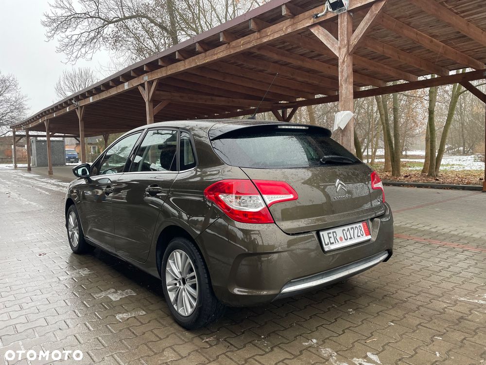 Citroën C4 HDi 110 Exclusive - 5