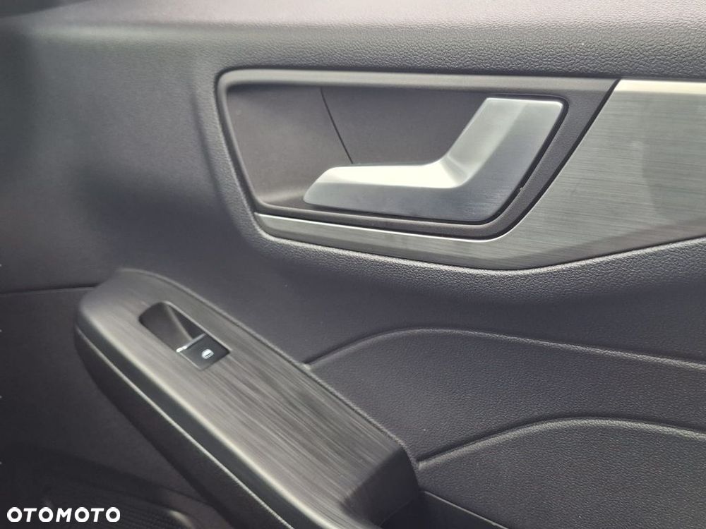 Ford Kuga 2.5 FHEV FWD Titanium eCVT - 33