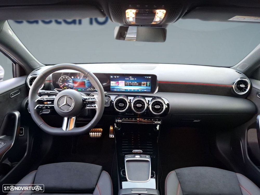 Mercedes-Benz A 250 e - 12