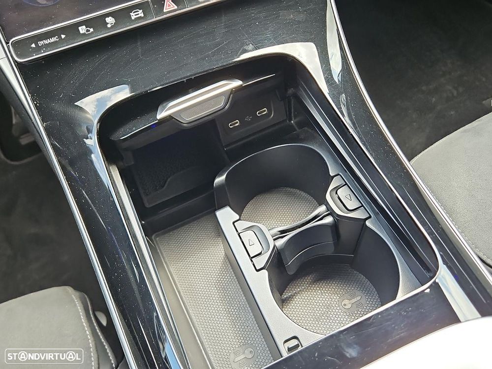 Mercedes-Benz C 300 de AMG Line - 21