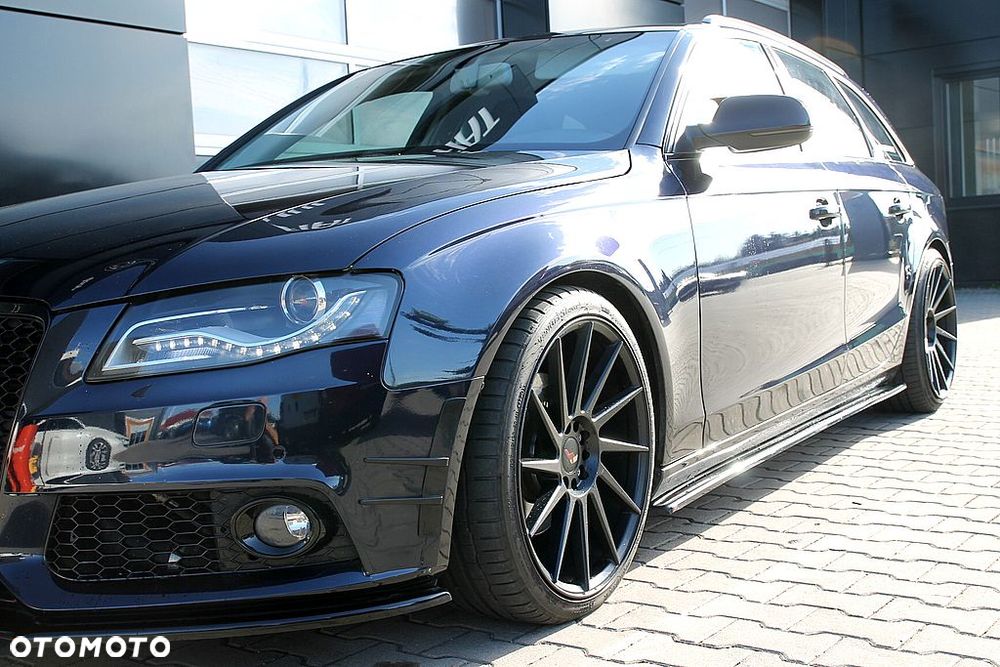 Audi A4 Avant - 10