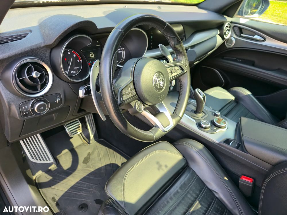 Alfa Romeo Stelvio 2.0 Turbo 16V AT8-Q4 Super - 8