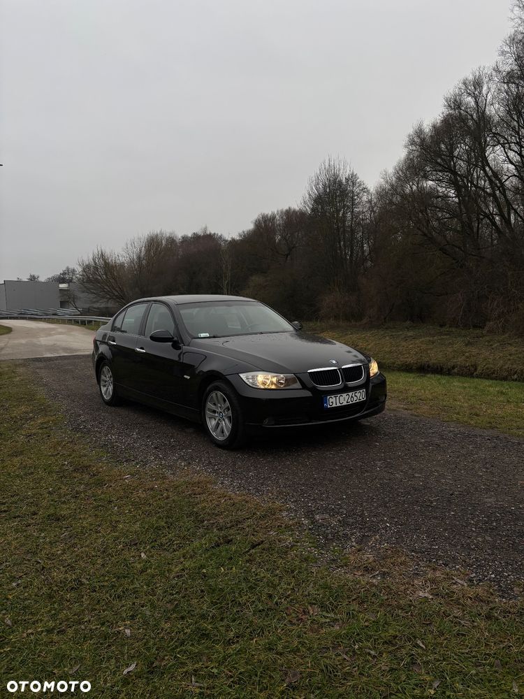 BMW Seria 3 318d DPF Edition Lifestyle - 1