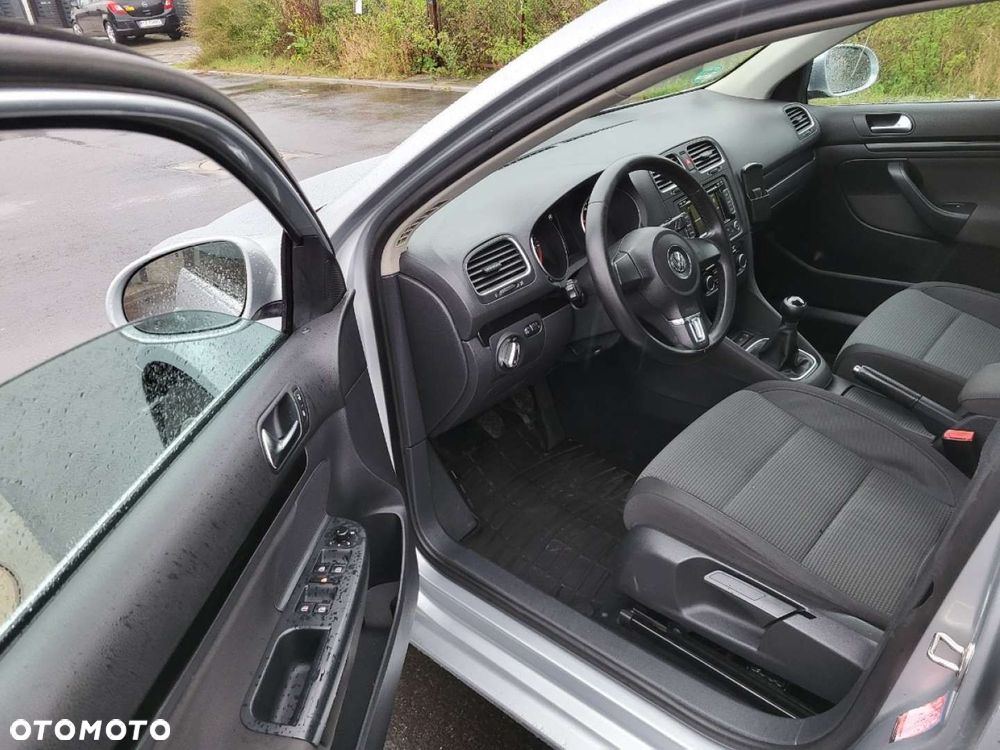 Volkswagen Golf Variant - 14