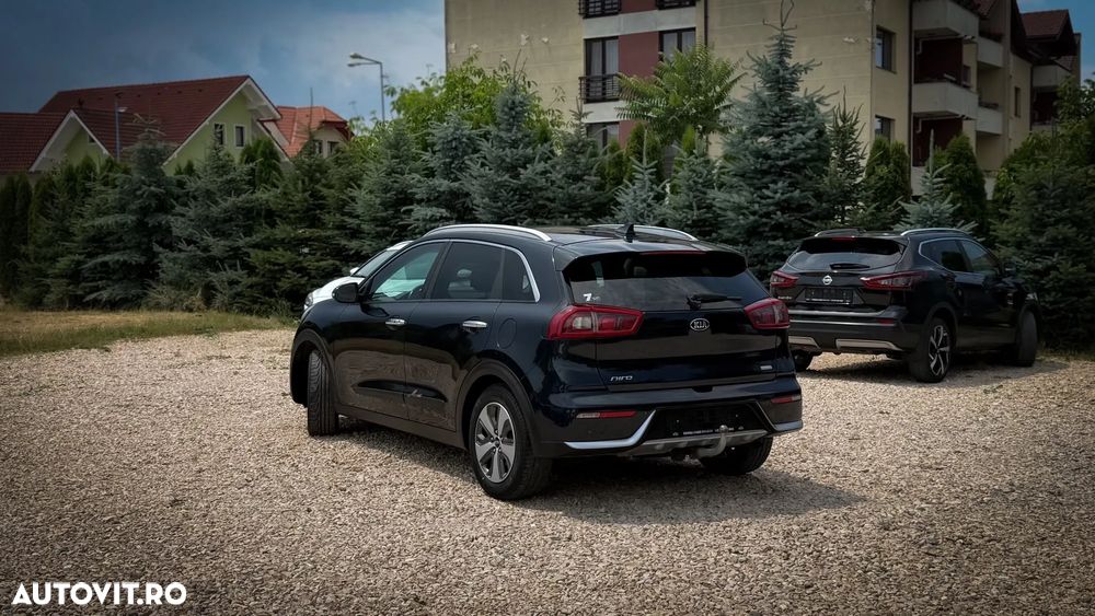 Kia Niro 1.6 GDI HEV 2WD OPF Aut. Edition 7 - 4