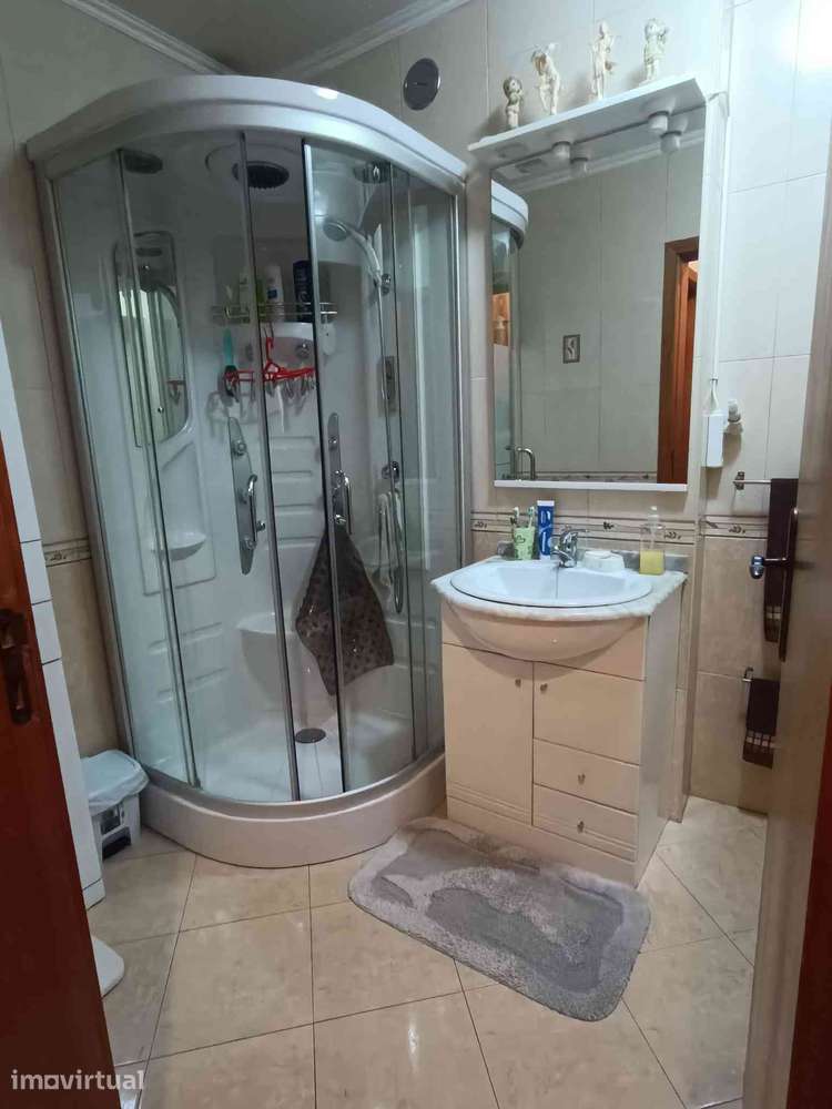 T3 com 2 casas de banho, pronto a habitar em Almada - Grande imagem: 2/12