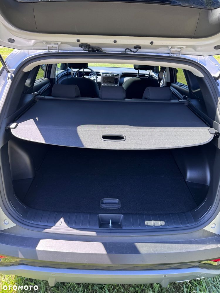 Hyundai Tucson 1.6 T-GDi HEV 2WD Trend - 19