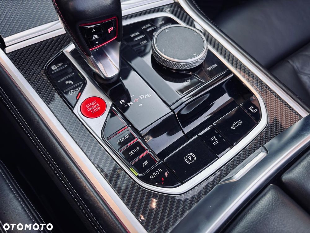 BMW M8 - 30
