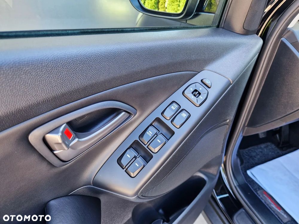 Hyundai ix35 2.0 GDI Premium 2WD - 32