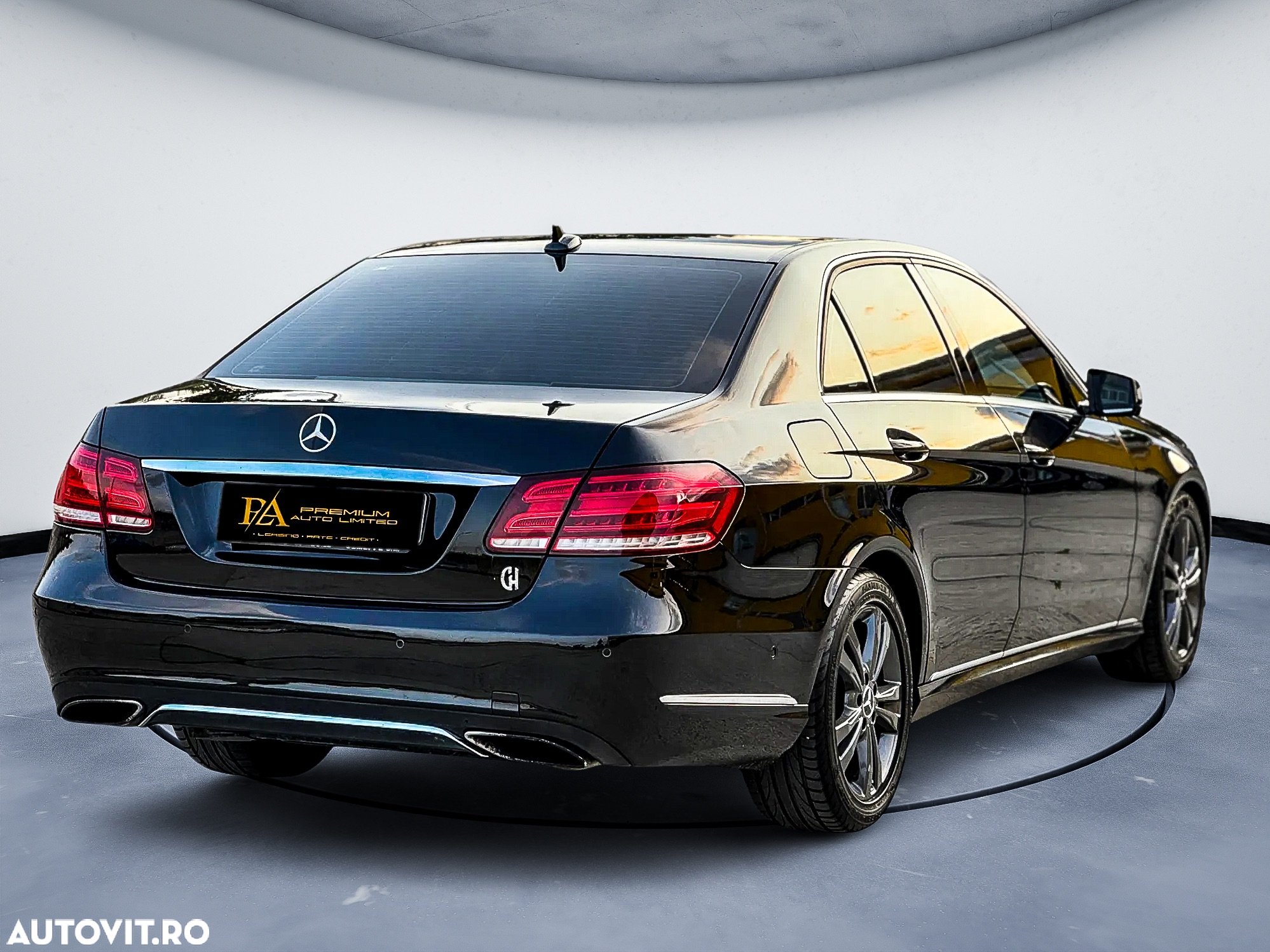 Mercedes-Benz E 200 BlueTEC Avantgarde - 3