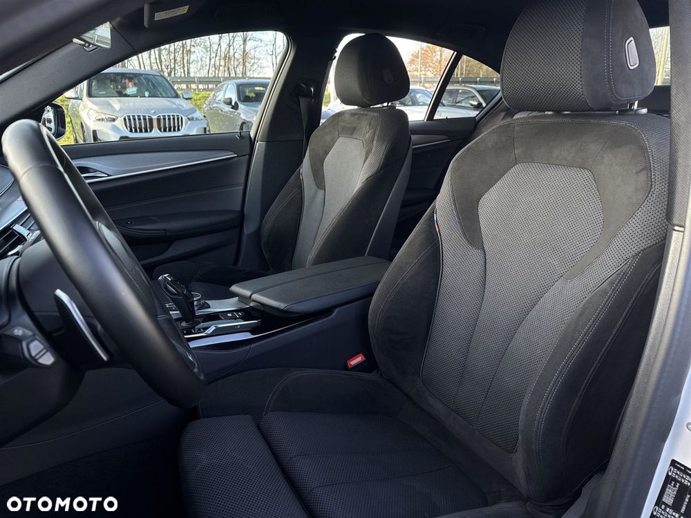 BMW Seria 5 520d xDrive - 19