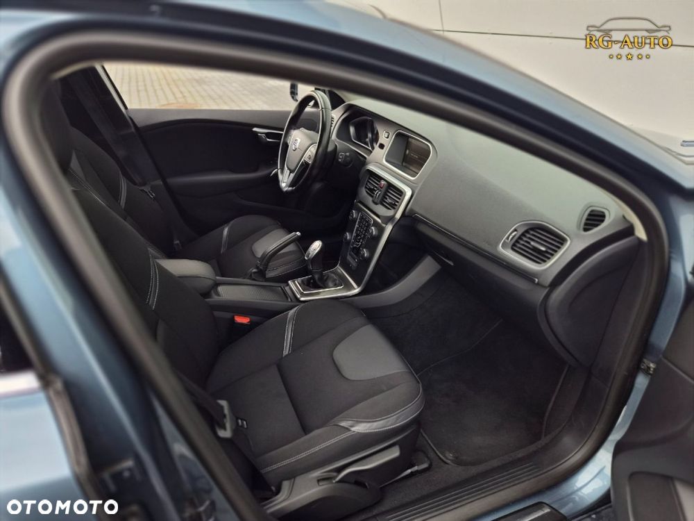 Volvo V40 - 28