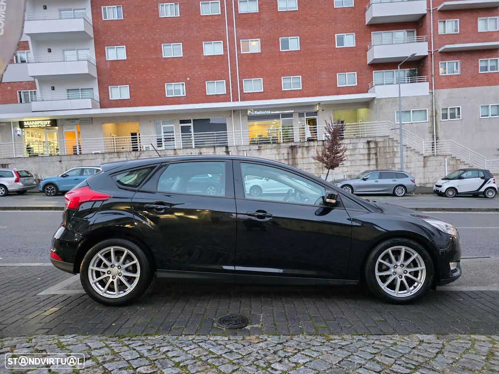 Ford Focus 1.5 EcoBlue S&S Aut. ACTIVE STYLE - 3