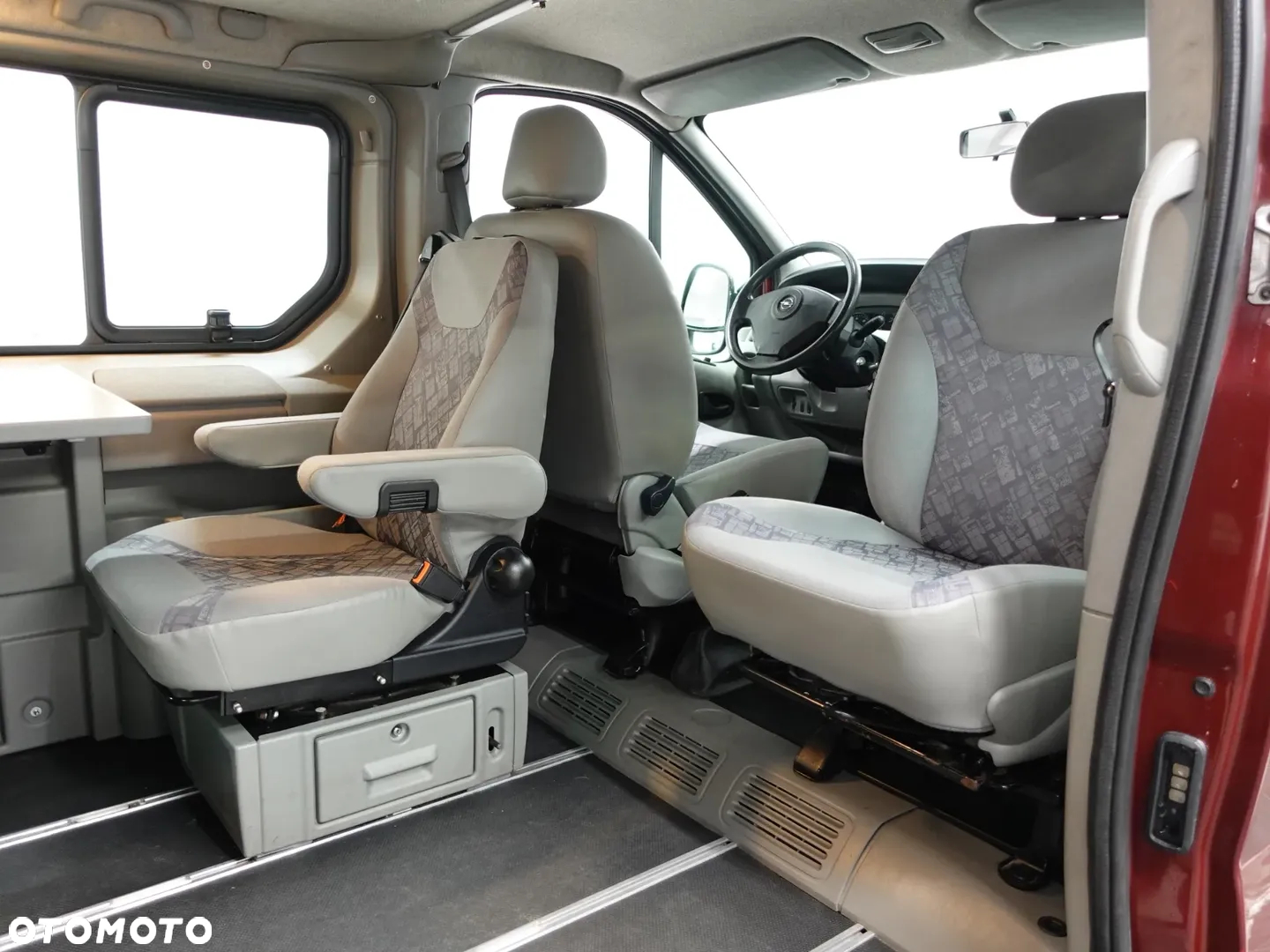 Opel Vivaro 2.5 CDTI L1H1 Life Edition - 27