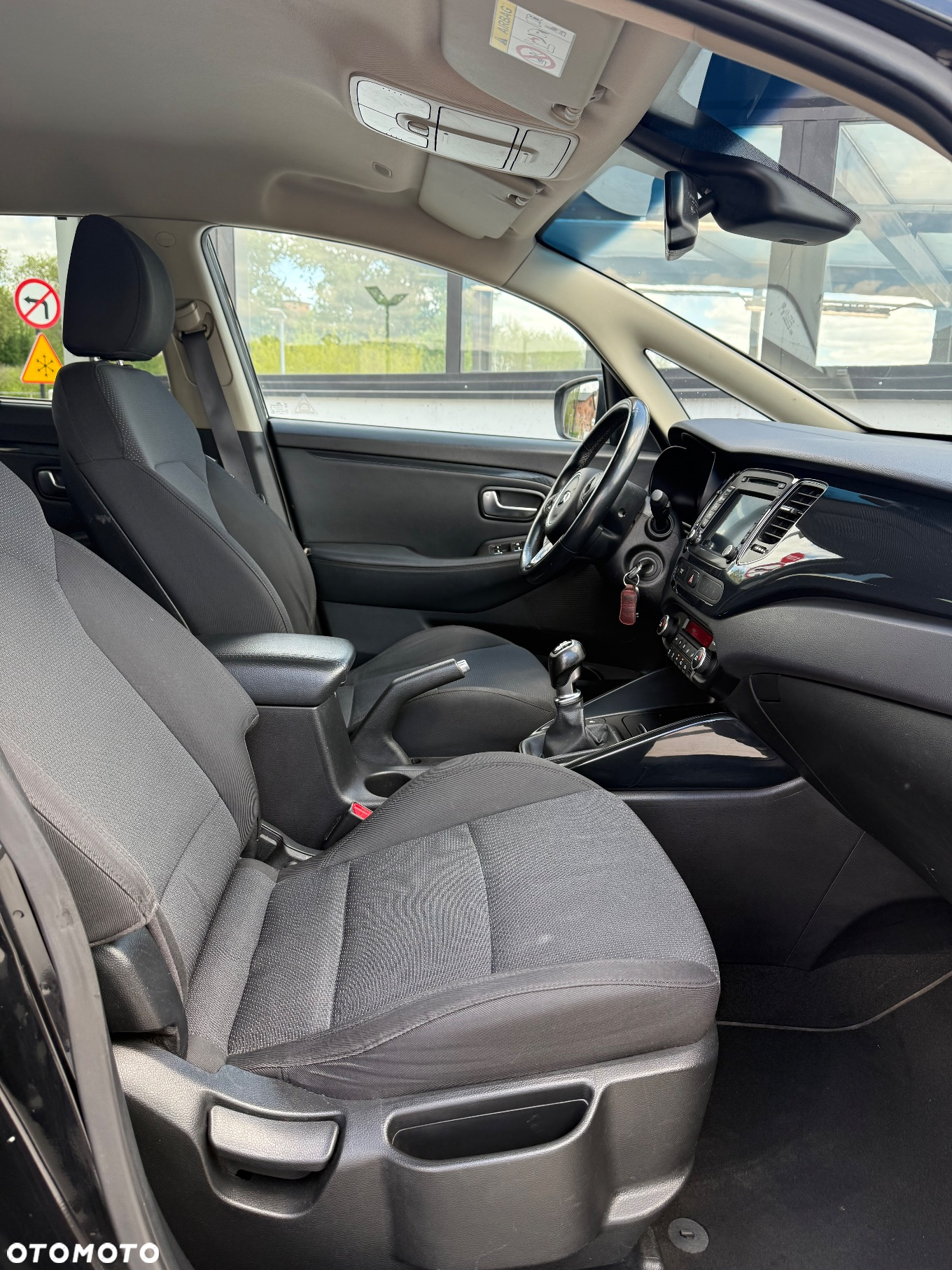 Kia Carens 1.6 GDI Business Line 7os EU6 - 17