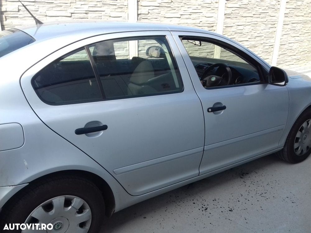 USA SKODA OCTAVIA 2 D.SP HATCHBACK - 1