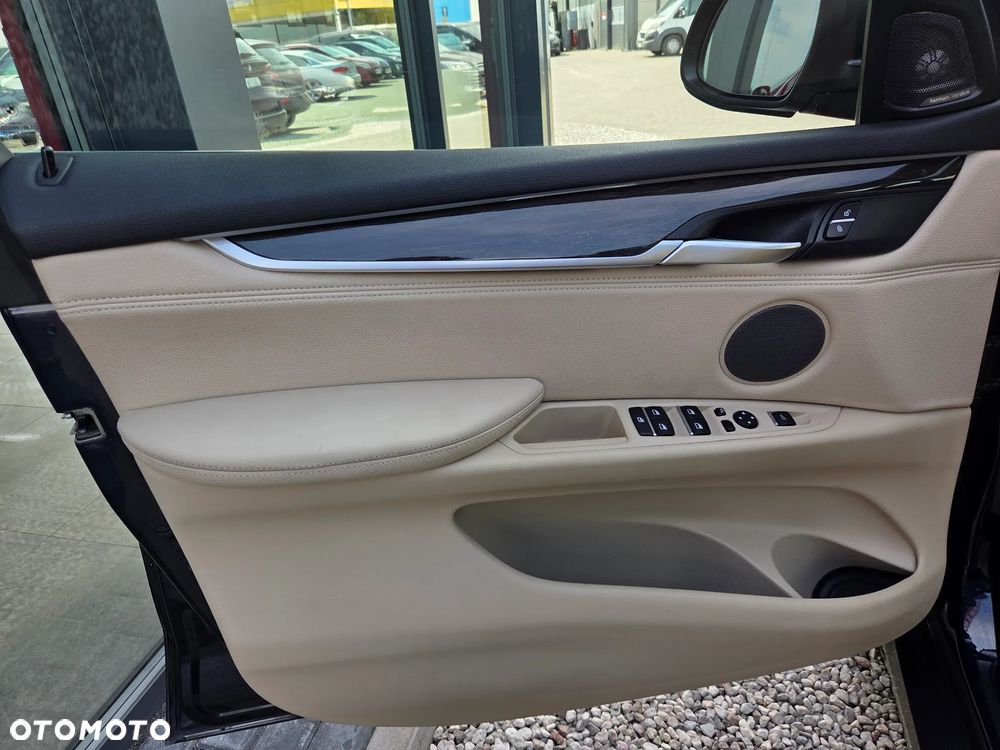 BMW X5 xDrive30d - 36