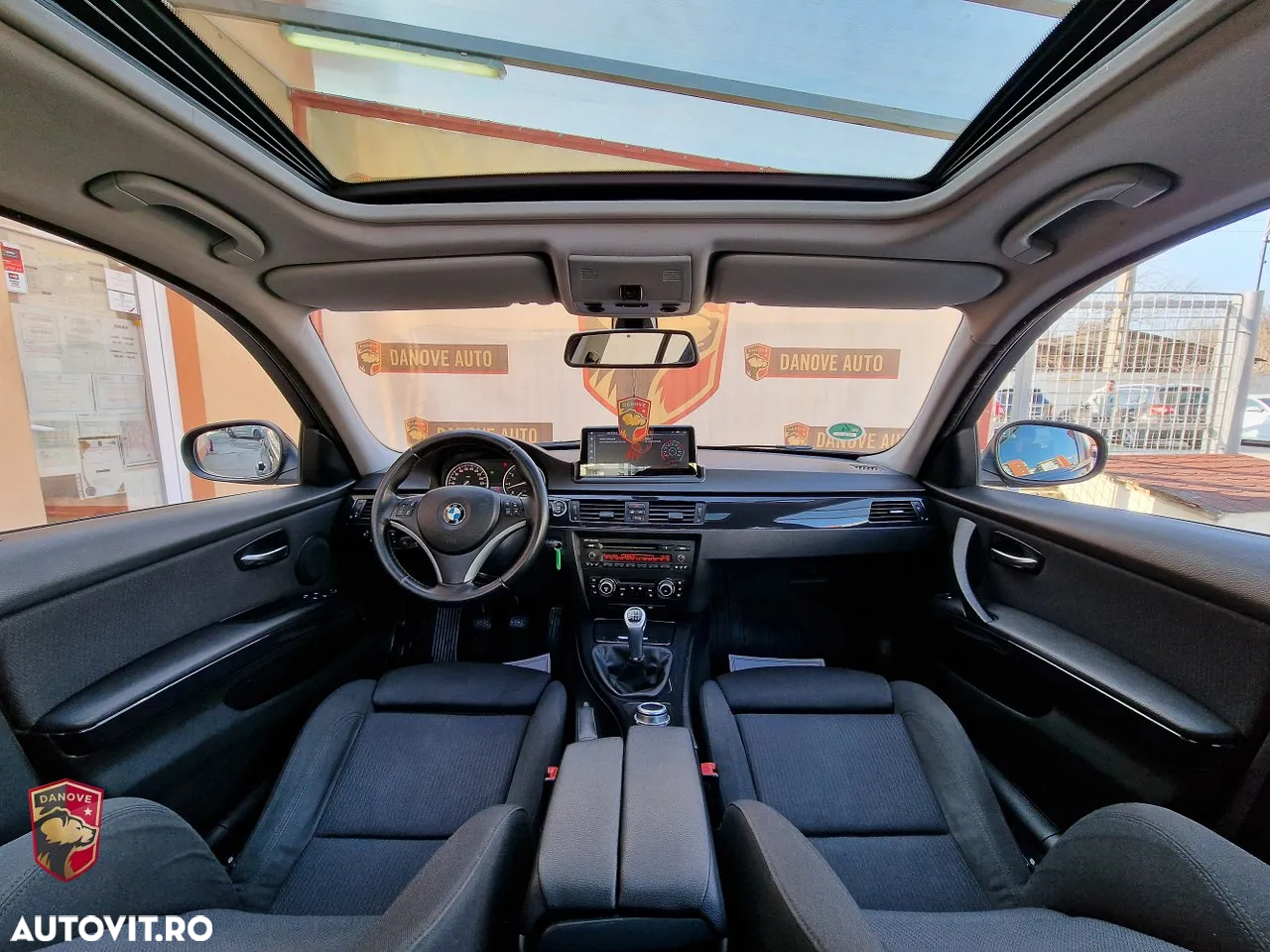 BMW Seria 3 318i - 8