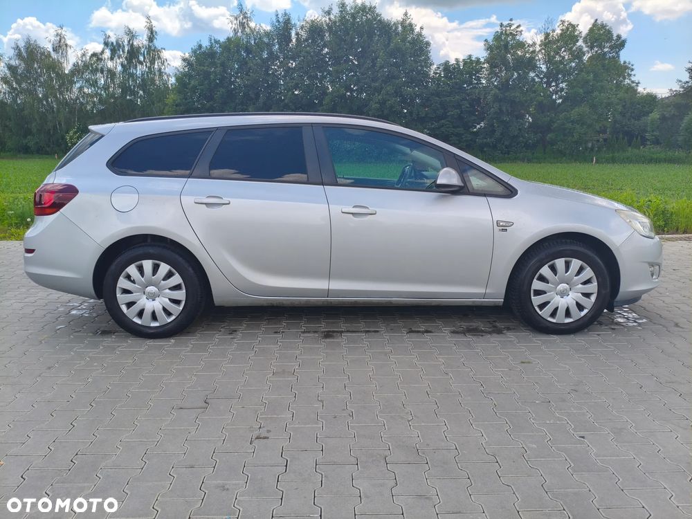 Opel Astra 1.4 T Enjoy EU6 - 4