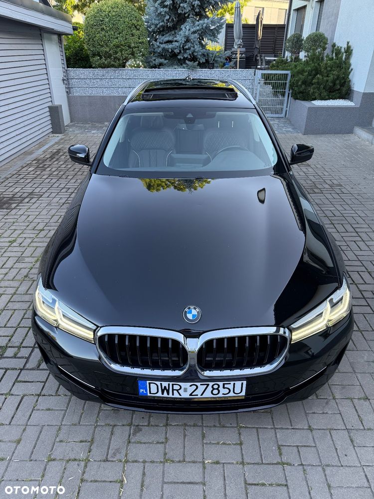 BMW Seria 5 520i Touring Luxury Line - 11