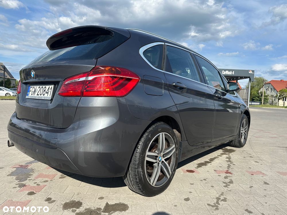BMW Seria 2 218d Sport Line - 5