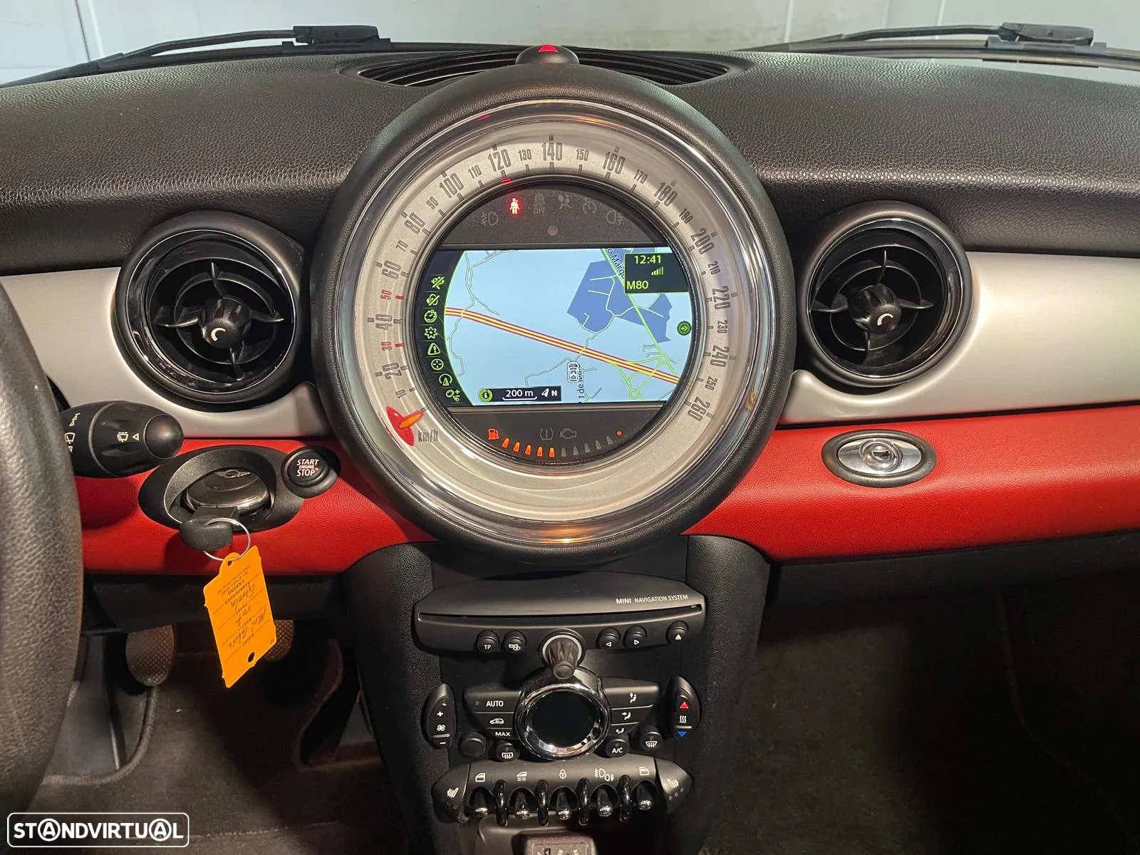 MINI Cabrio Cooper D - 9