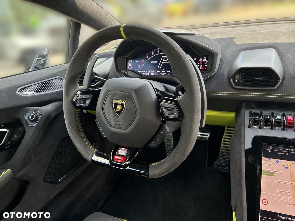 Lamborghini Huracan - 15