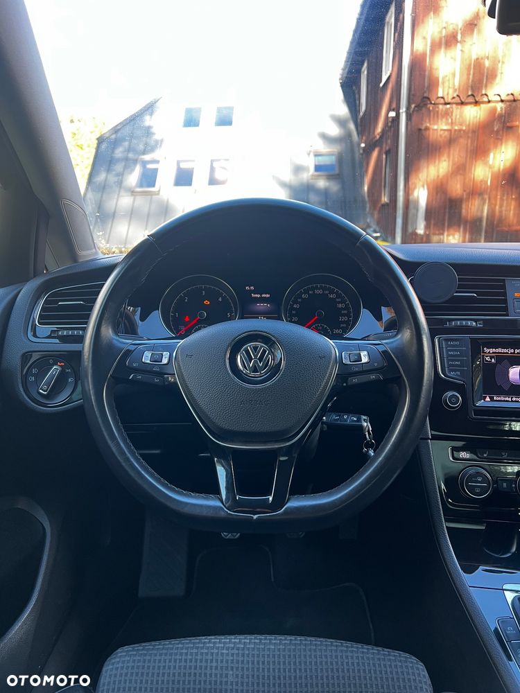 Volkswagen Golf - 13